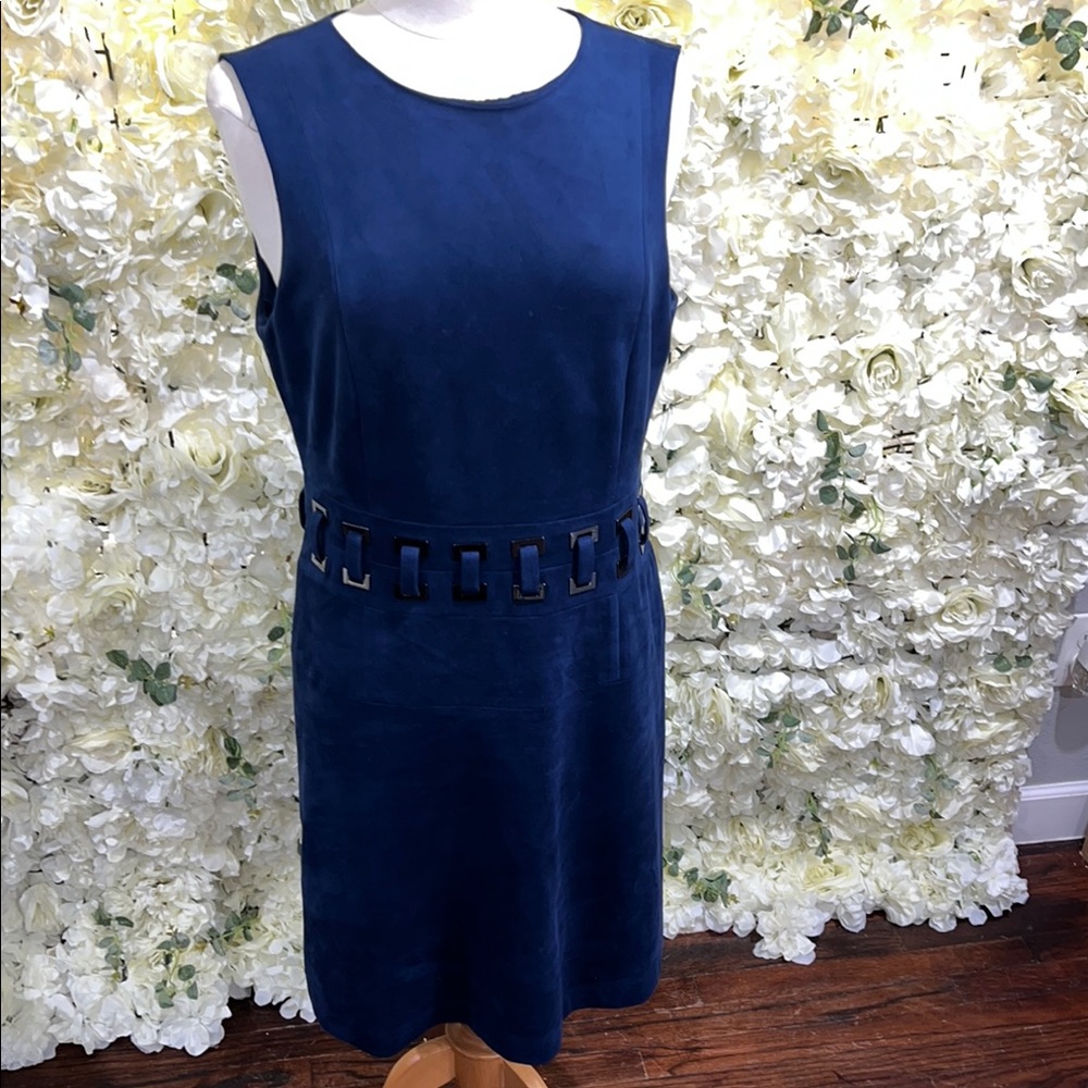 Elegant Blue Suede Sleeveless Dress